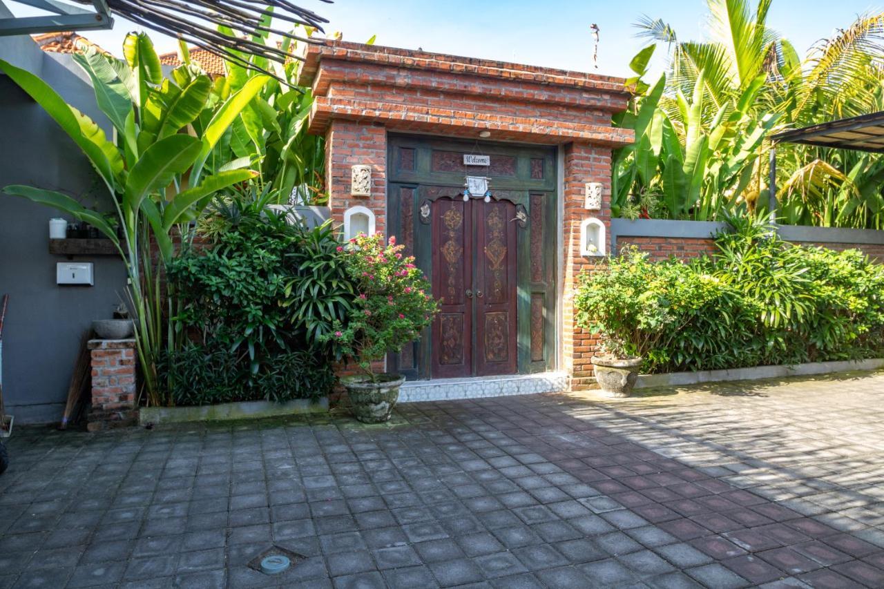 D-Anyar Stay And Surf Canggu Exterior photo